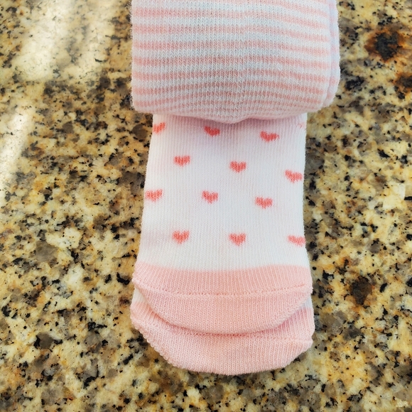 Nwt baby girl unicorn bibs, blanket. Shoes rattle, socks and more - Picture 7 of 16